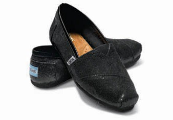 Toms Shoes  Vegas on Toms Shoes   The Surrian Life